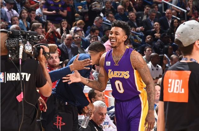 一旦夺回球 一旦夺回球