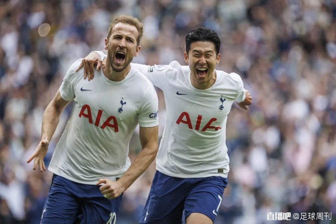 Uzi卡莎狂猎三杀贴脸开大 无状态连送两波 Uzi队1-0香锅队